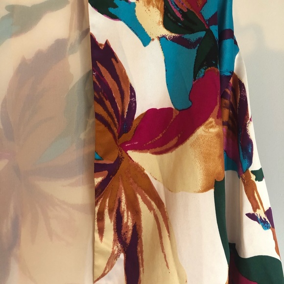 Gorgeous Kimono Coverup Floral - Picture 2 of 8